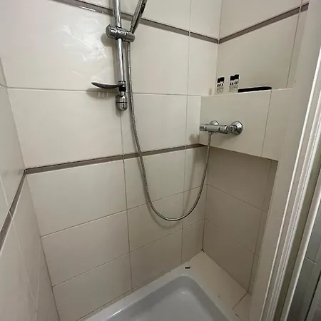 Apartment :: Center ::