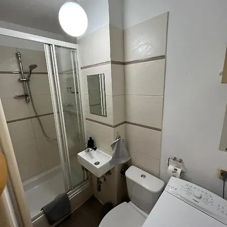 :: Center :: وارسو