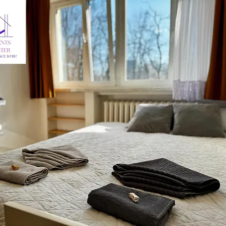 Apartman :: Center ::
