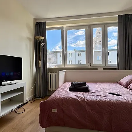 :: Center :: * Varsó